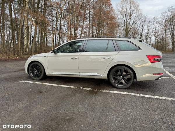 Skoda Superb 2.0 TDI SCR 4x4 Sportline DSG - 5