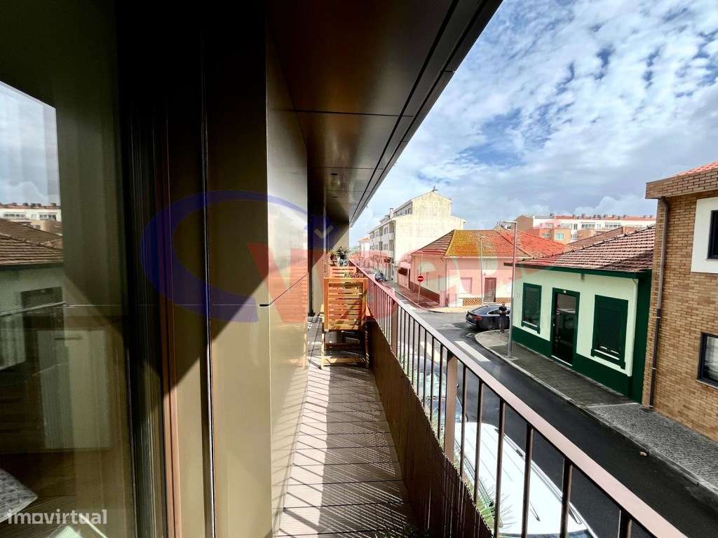 Apartamento T2 Espinho Rua 5-21