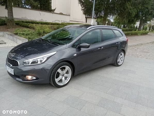 Kia Ceed 1.4 CVVT SW EX - 8