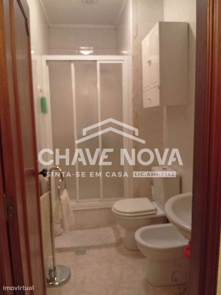 MORADIA ISOLADA V3+1  SERZEDO E PEROSINHO (VILA NOVA DE GAIA)-18