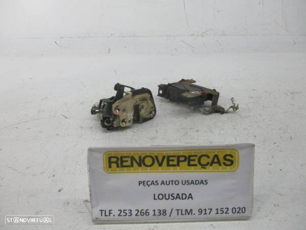 Fecho Porta Tras Esq Hyundai Accent I (X-3) - 1