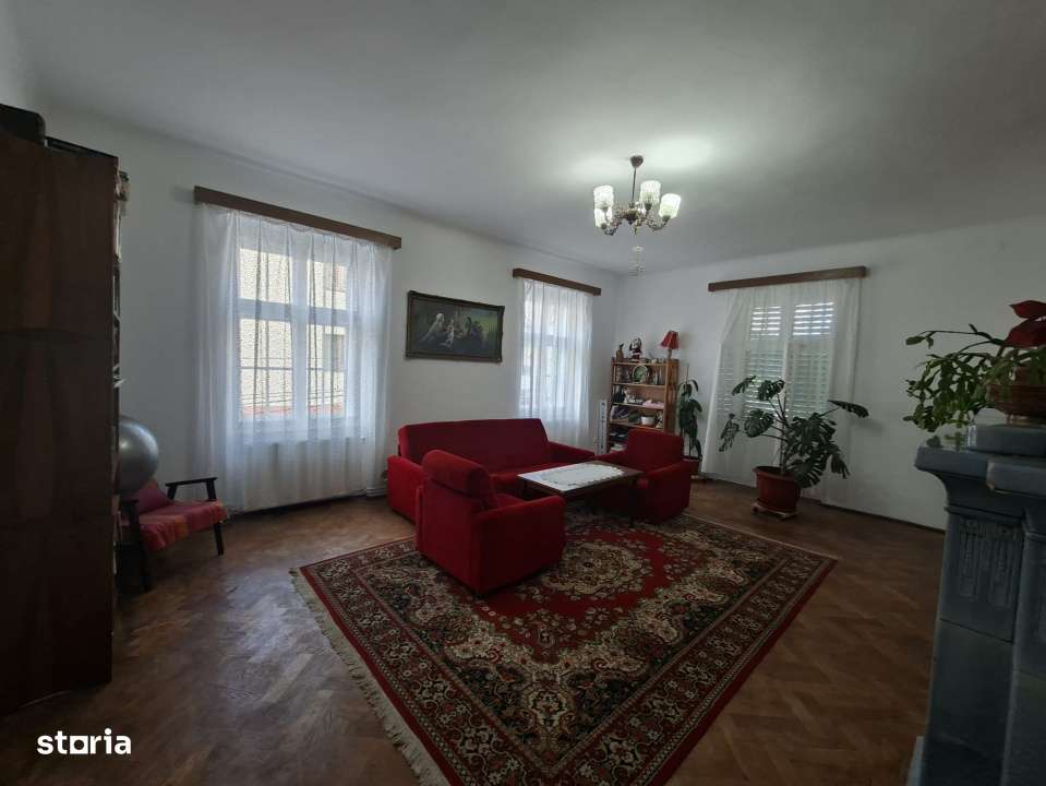 Apartament Deosebit cu 4 Camere - 129 mp Utili - Orasul de Jos-11