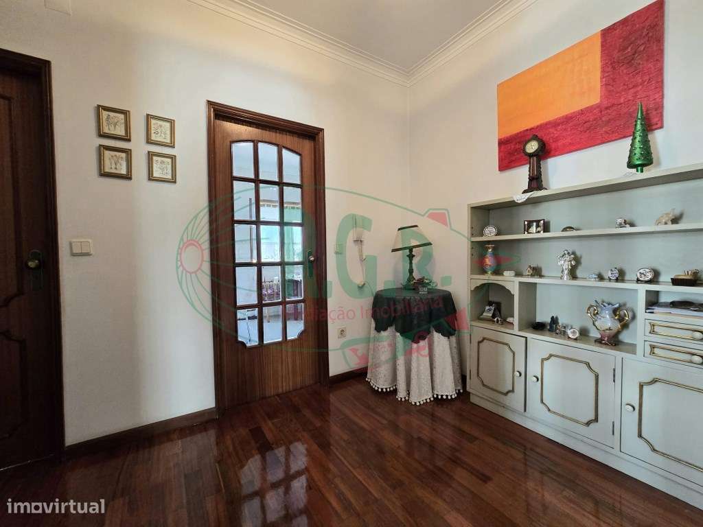 MORADIA T3 | 4 FRENTES | SÃO COSME-12