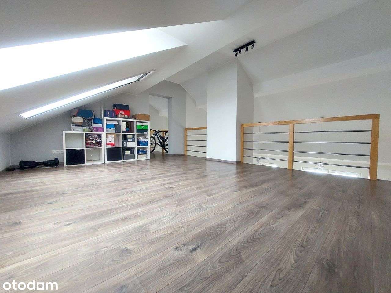 2-poziomowe , apartament , miejsce garażowe w hali-8