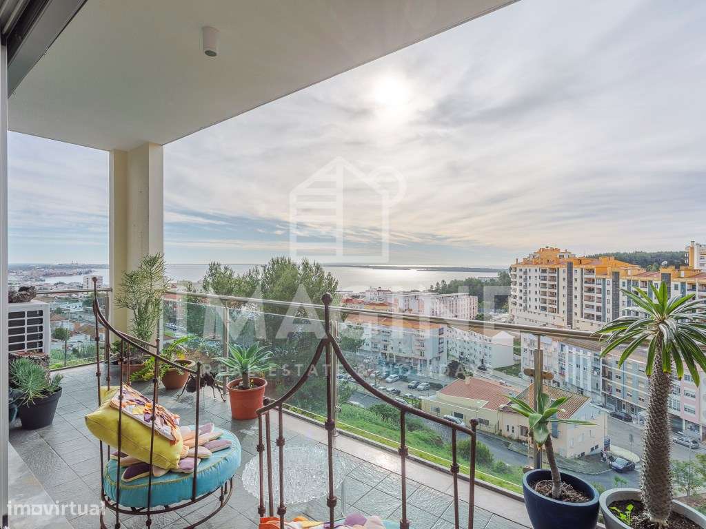 Apartamento T2 (3 assoalhadas) com terraço e magnífica vista para o... - Grande imagem: 4/30