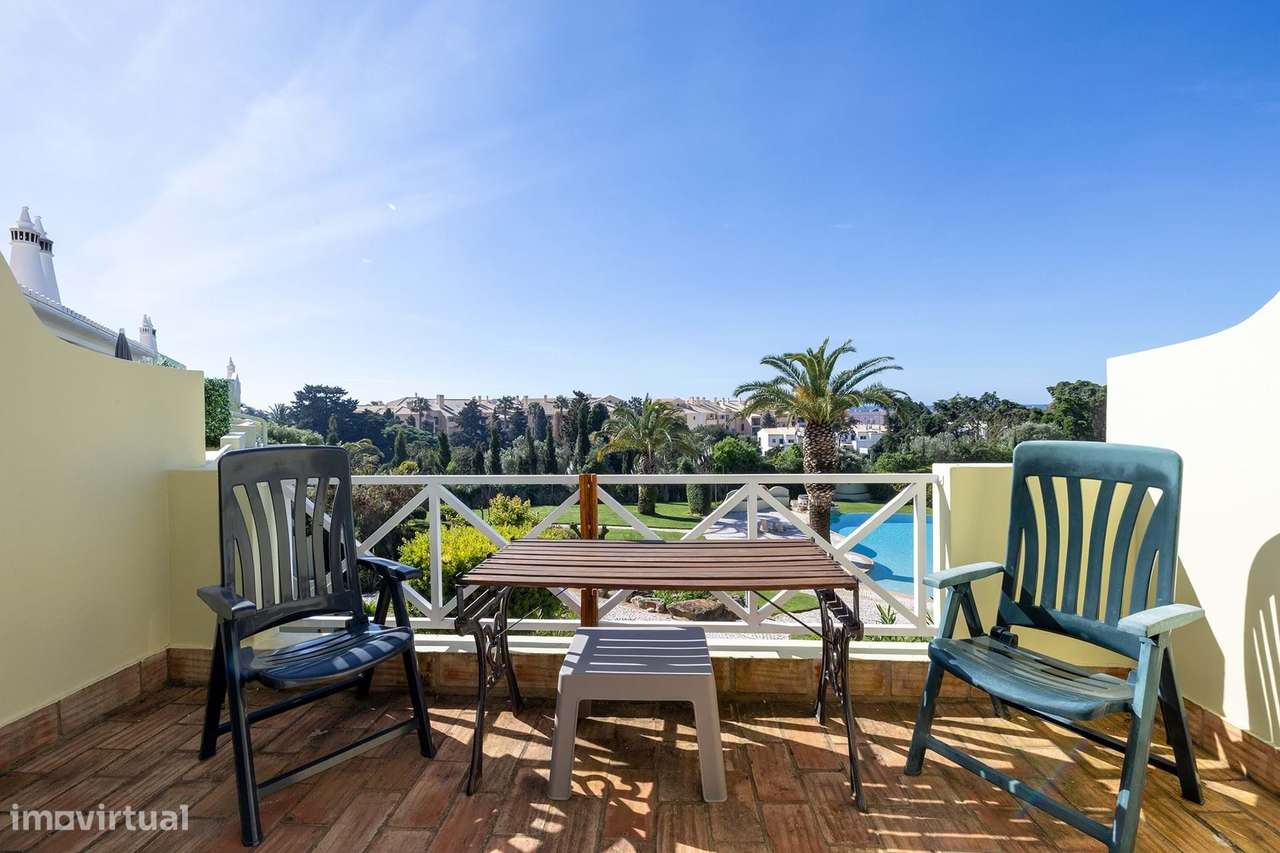 MORADIA COM 2 QUARTOS E PISCINA PARA VENDA NA PRAIA DA LUZ - Grande imagem: 4/46