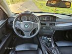 BMW Seria 3 320i - 19