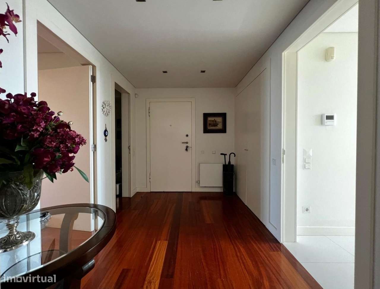 T4+1 Matosinhos Sul em condomínio com piscina - Grande imagem: 3/24