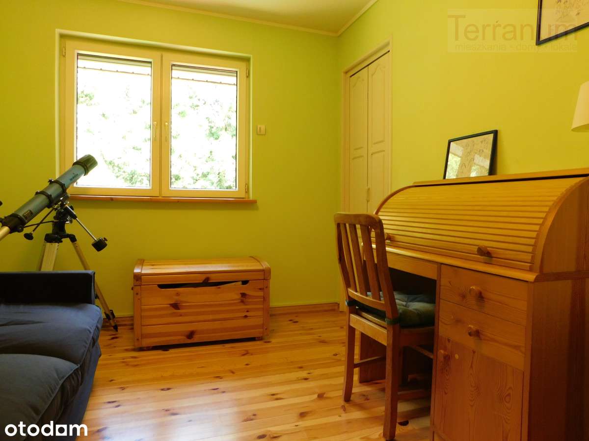 Jachranka - uroczy dom na dużej działce-18