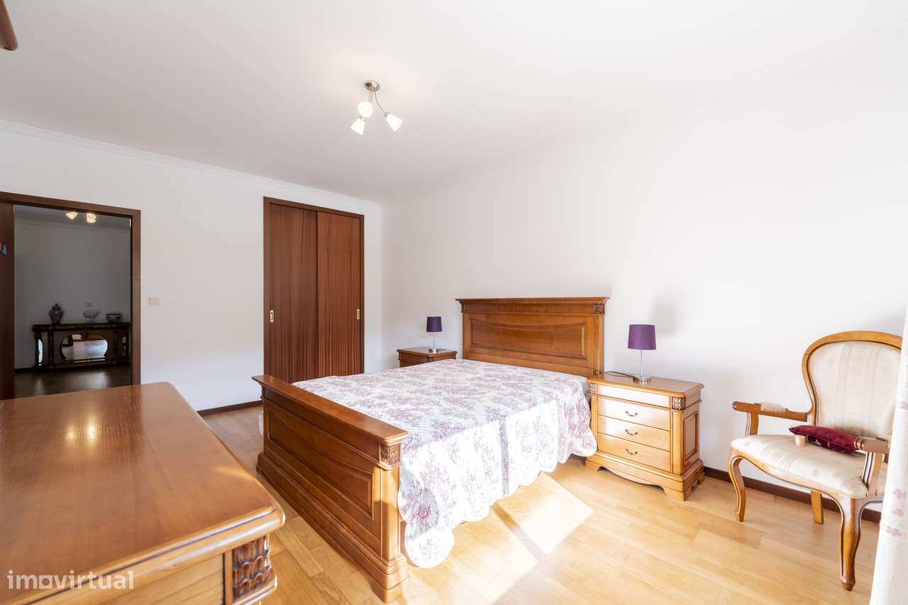 Moradia T4 para venda em Ponte da Barca, Vila Nova de Muía-33