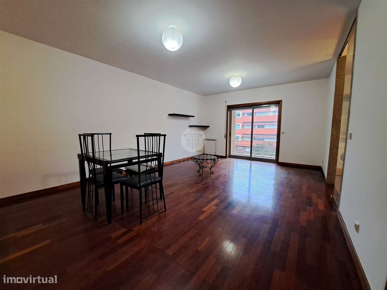 Apartamento T0 para arrendar, junto à Universidade do Minho - Grande imagem: 1/20