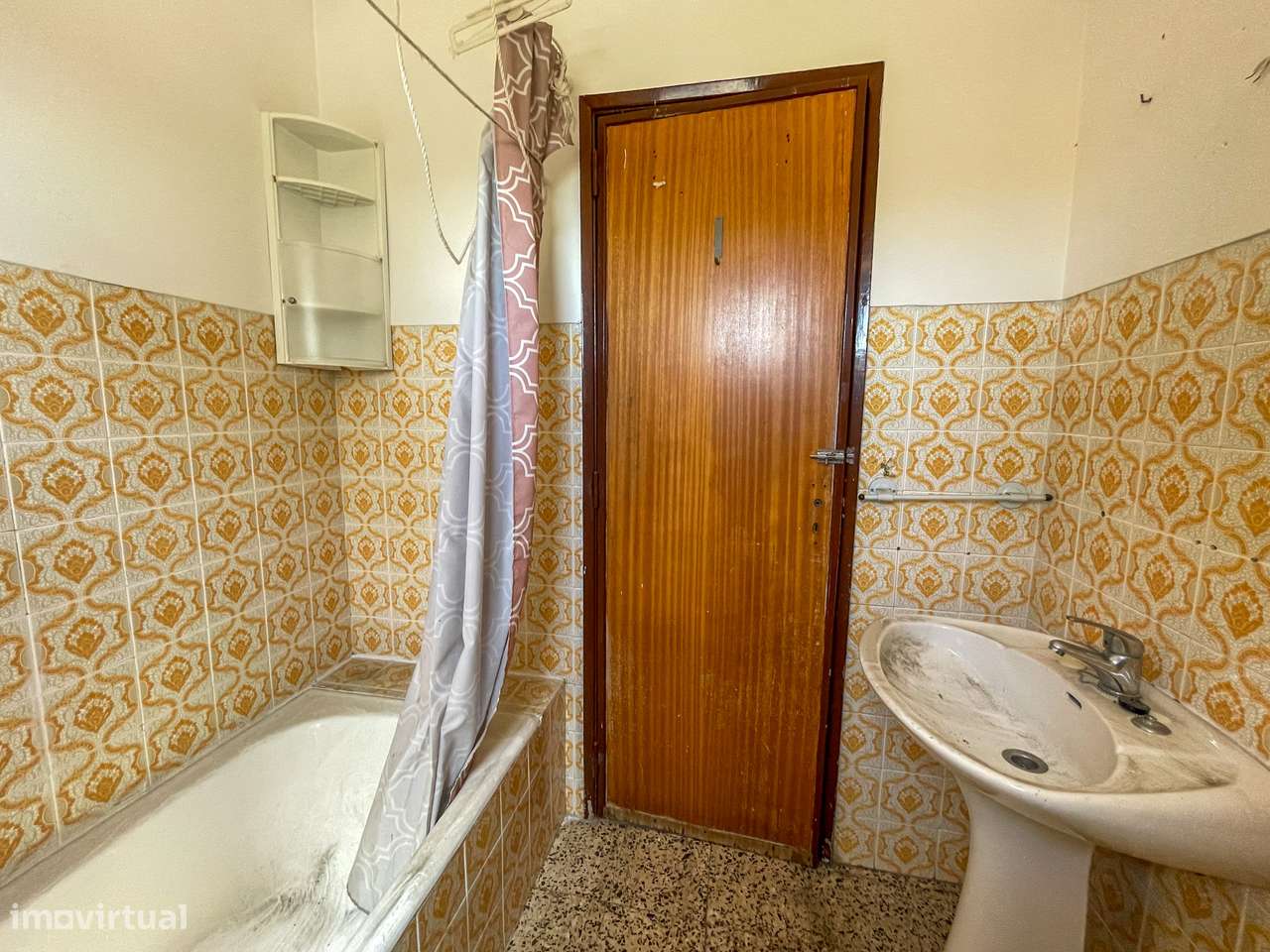 Prédio - 8 T2 + Sótão - Póvoa de Santa Iria-45