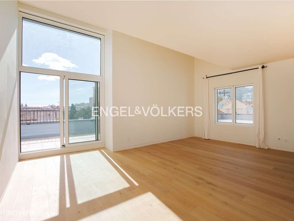 T3 novo com terraço e garagem nas Amoreiras - Grande imagem: 4/29