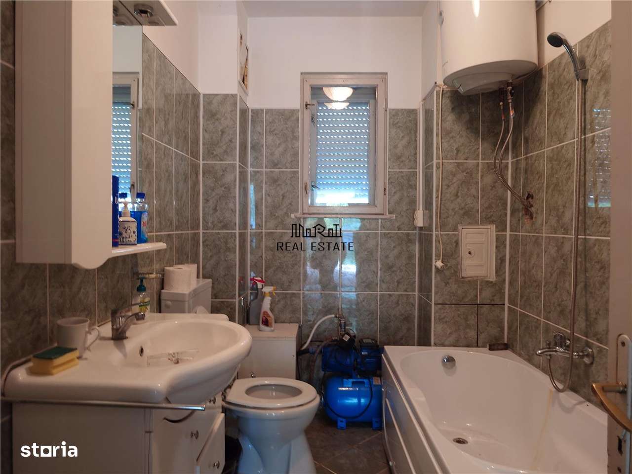 Casa P+M cu teren generos si loturi suplimentare in Baia de Cris-9