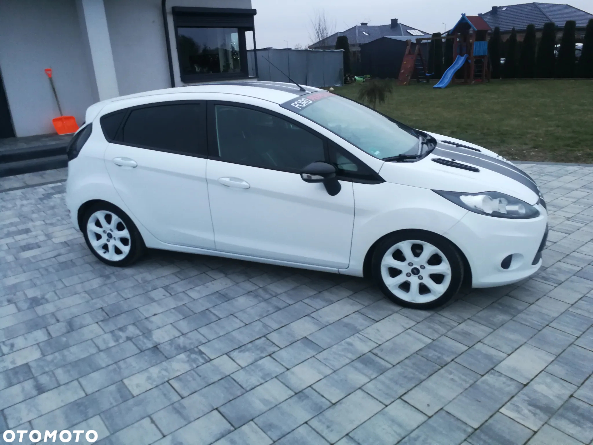 Ford Fiesta - 4