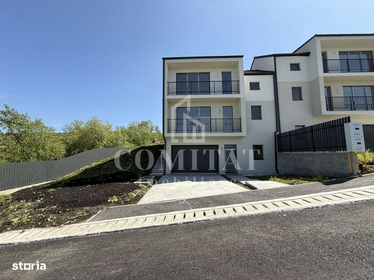 Case cuplate finalizate la intrare în Chinteni - Imagine principală: 4/13