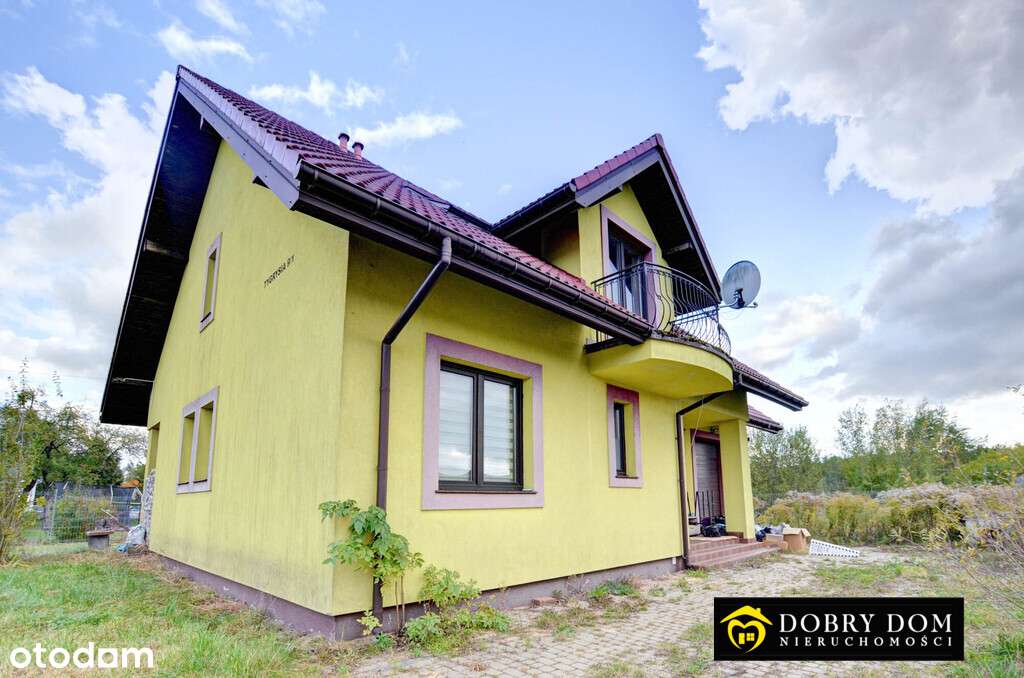 Przestronny dom z garażem w Sobolewie - Pełny obrazek: 1/11