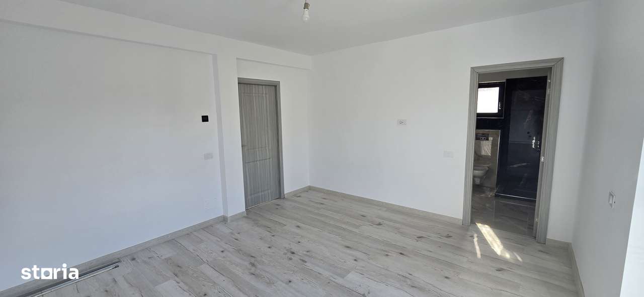 Casă 4 camere , Asfalt, toate utilitățile-1