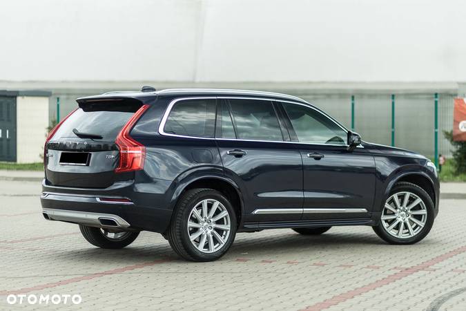 Volvo XC 90 T8 AWD Plug-In Hybrid Inscription 7os - 8