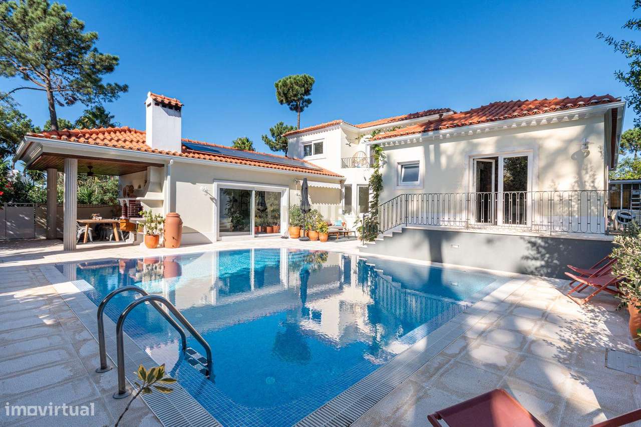 Charme Tradicional • Conforto Moderno • Energia Solar Inteligente (202-32