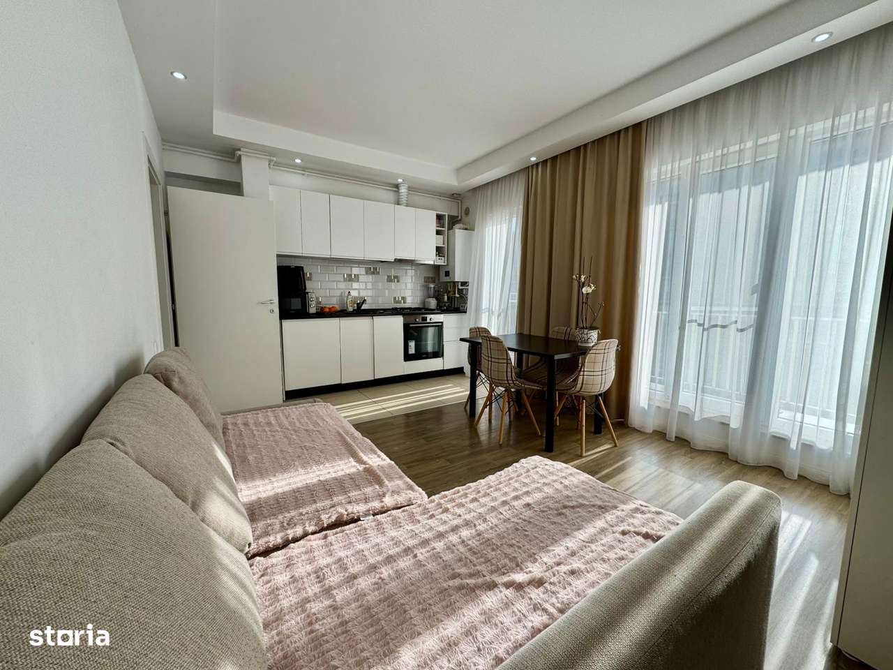 COSMOPOLIS - Apartament cu 3 camere, mobilat si utilat-1