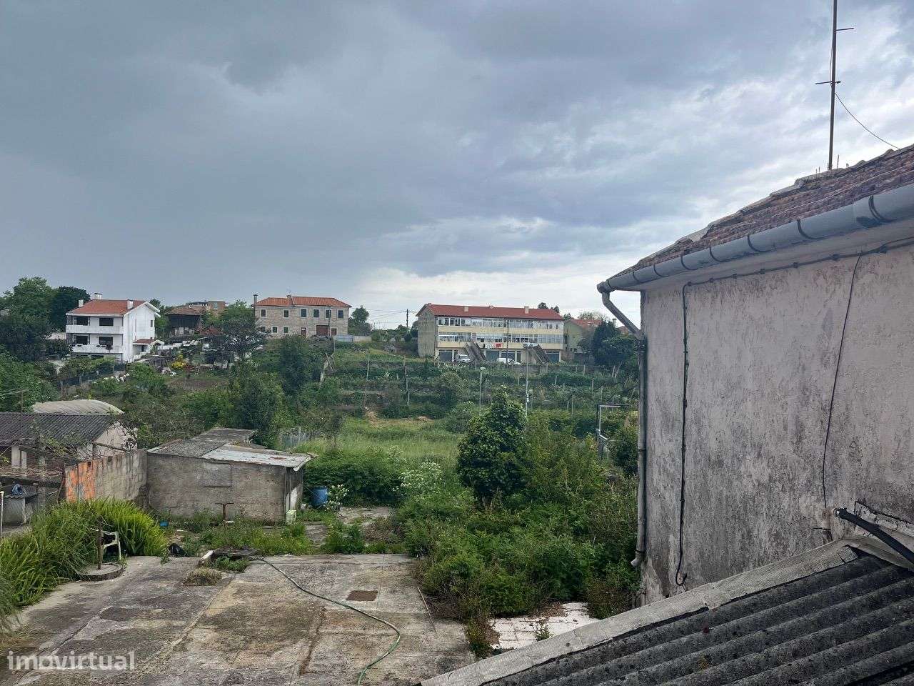 2 (duas) casas para reabilitação com terreno 1.000 m2 - Grande imagem: 5/9