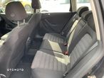 Volkswagen Passat Variant 2.0 TDI DPF DSG Comfortline - 11