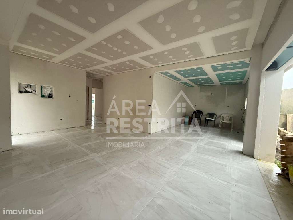 Moradia Térrea Isolada T3 + 1 em Pinhal General Fernão Ferro - Grande imagem: 2/15