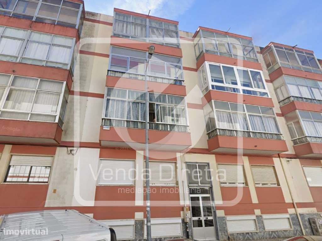 Apartamento T2 com Varandas em Agualva - Excelente Oportunidade-19