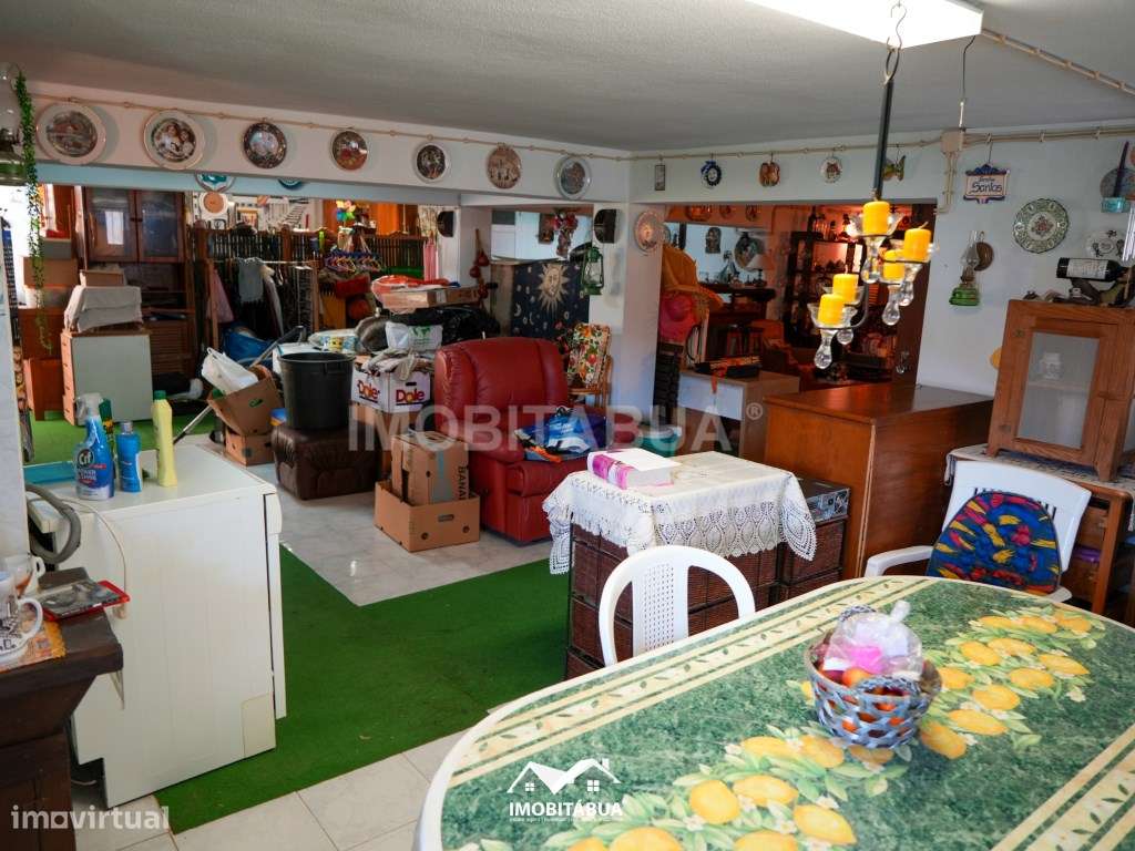 Moradia T5 com Piscina (Jacuzzi Integrado), Jardim e Churrasqueira-29