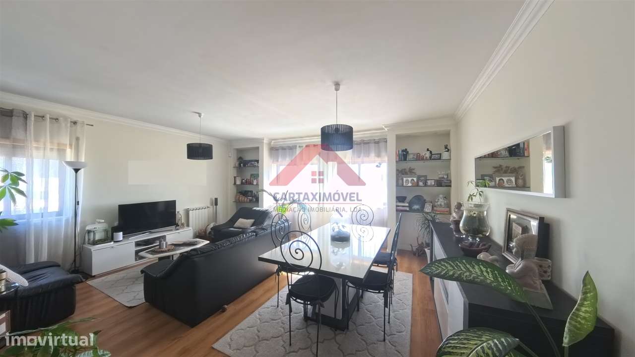Apartamento T3 Venda em Cartaxo e Vale da Pinta,Cartaxo-0