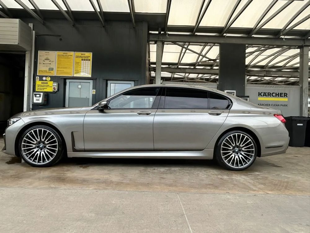 BMW 7 Series G11/G12 [2015 - 2022] 750Li xDrive 2022