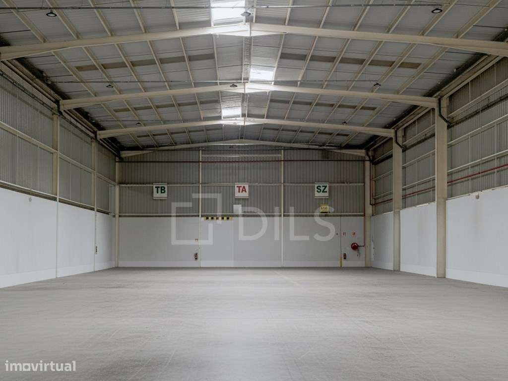 Armazém para arrendar, na Quinta do Arrogela, em Alverca - Grande imagem: 2/26