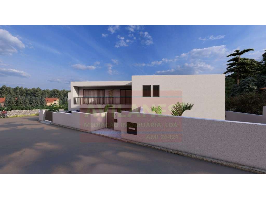 MORADIA T3 NOVA - CANEDO (EXCLUSIVO)-0
