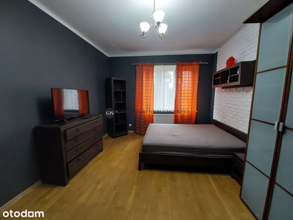 Ul. Tarnogajska, przestronne rozkładowe mieszkanie-4