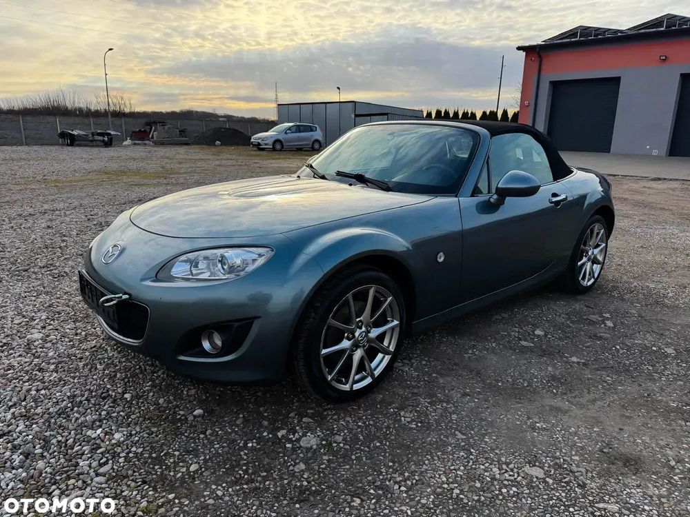 Mazda MX-5 (Miata) 2011