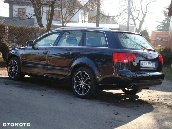 Audi A4 Avant 1.6 - 9