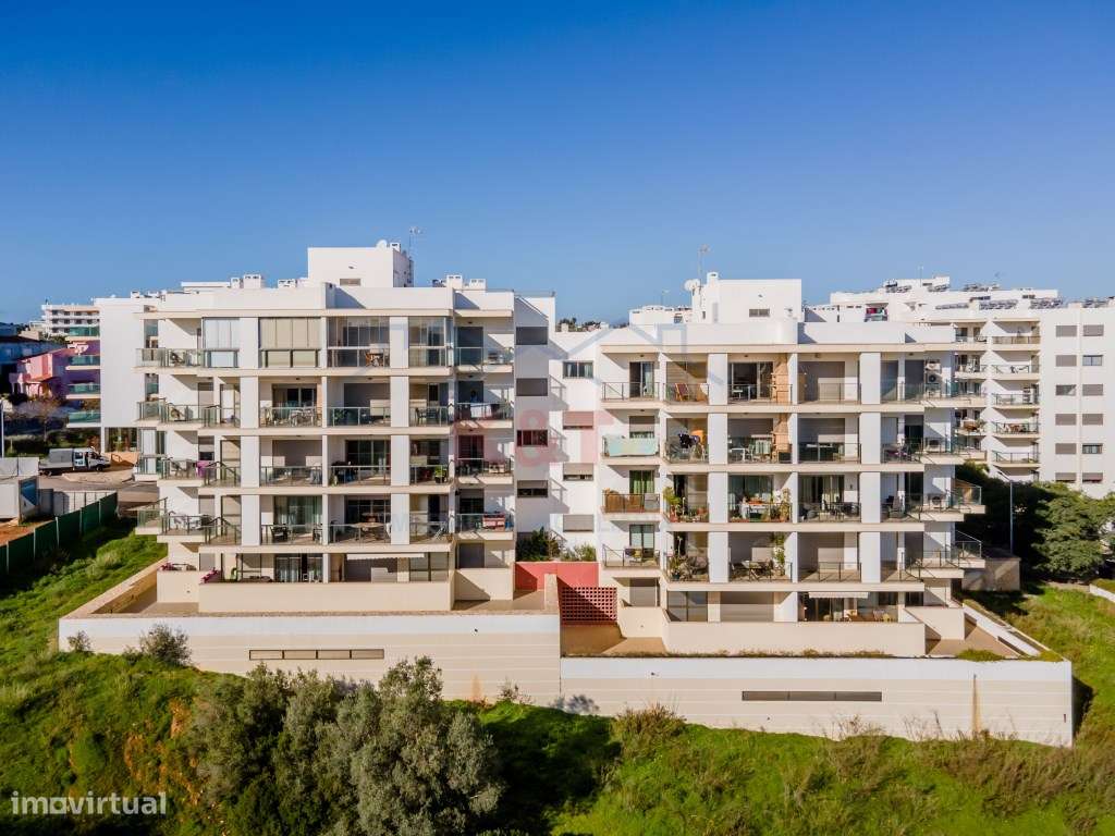 Apartamento T2 nos Jardins do Amparo-24