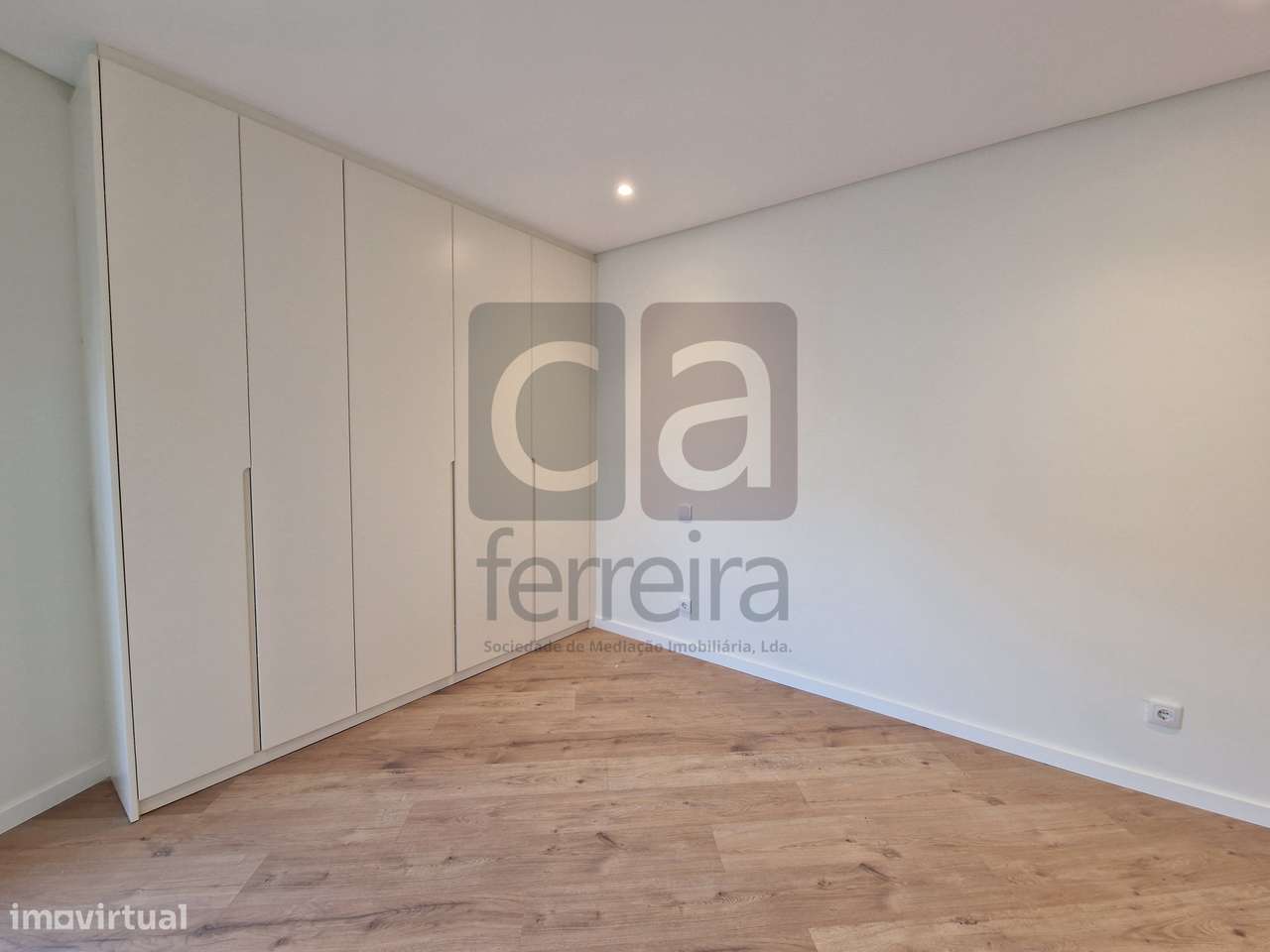 Apartamento T3 Novo com possibilidade de fazer Duplex-25