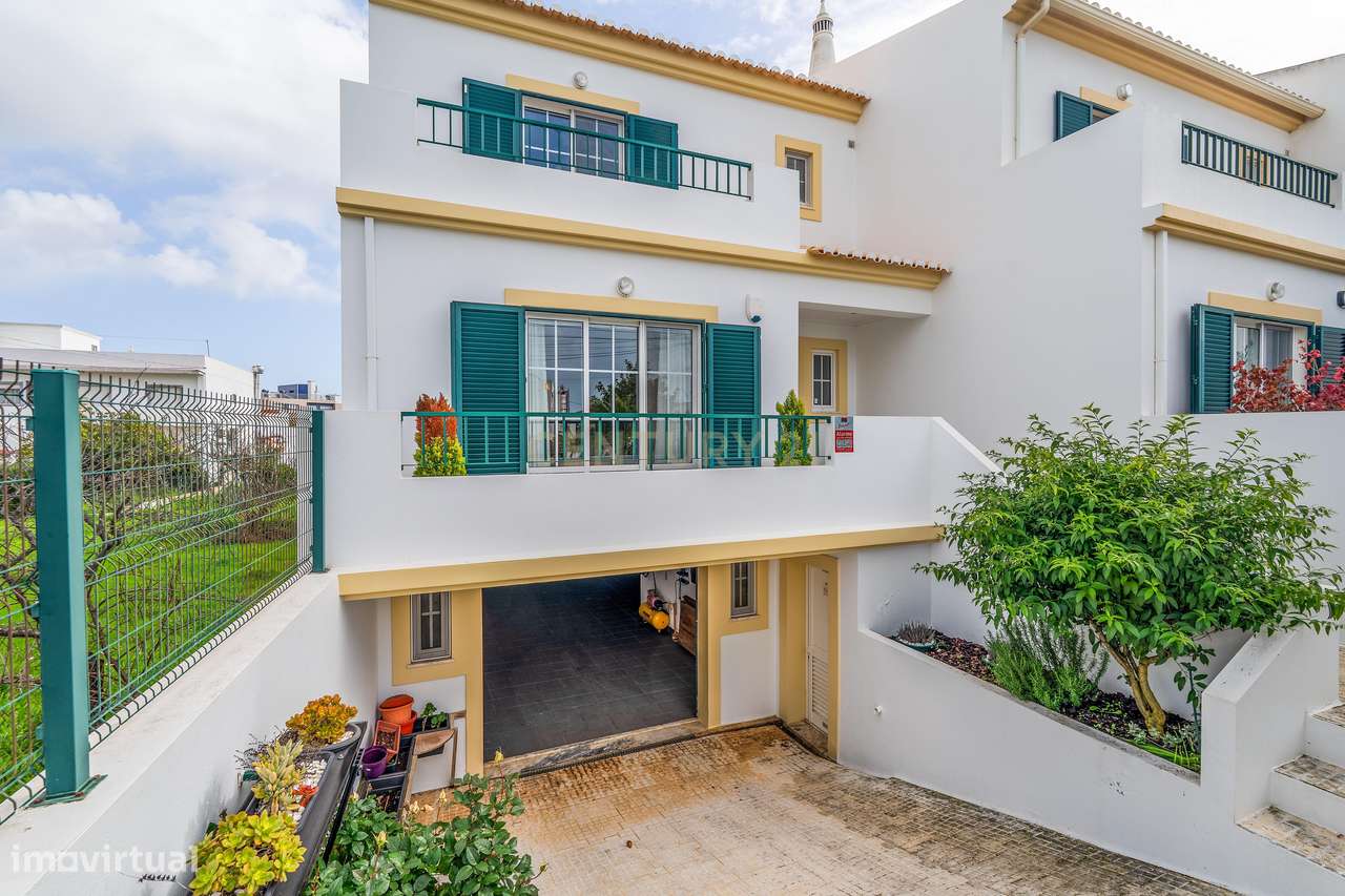 Moradia T4 | Faro | Garagem | Zona Exterior-31