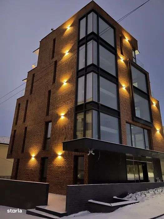 Cladire de birouri/clinica medical/ 500 mp utili zona Europa - Imagine principală: 1/13