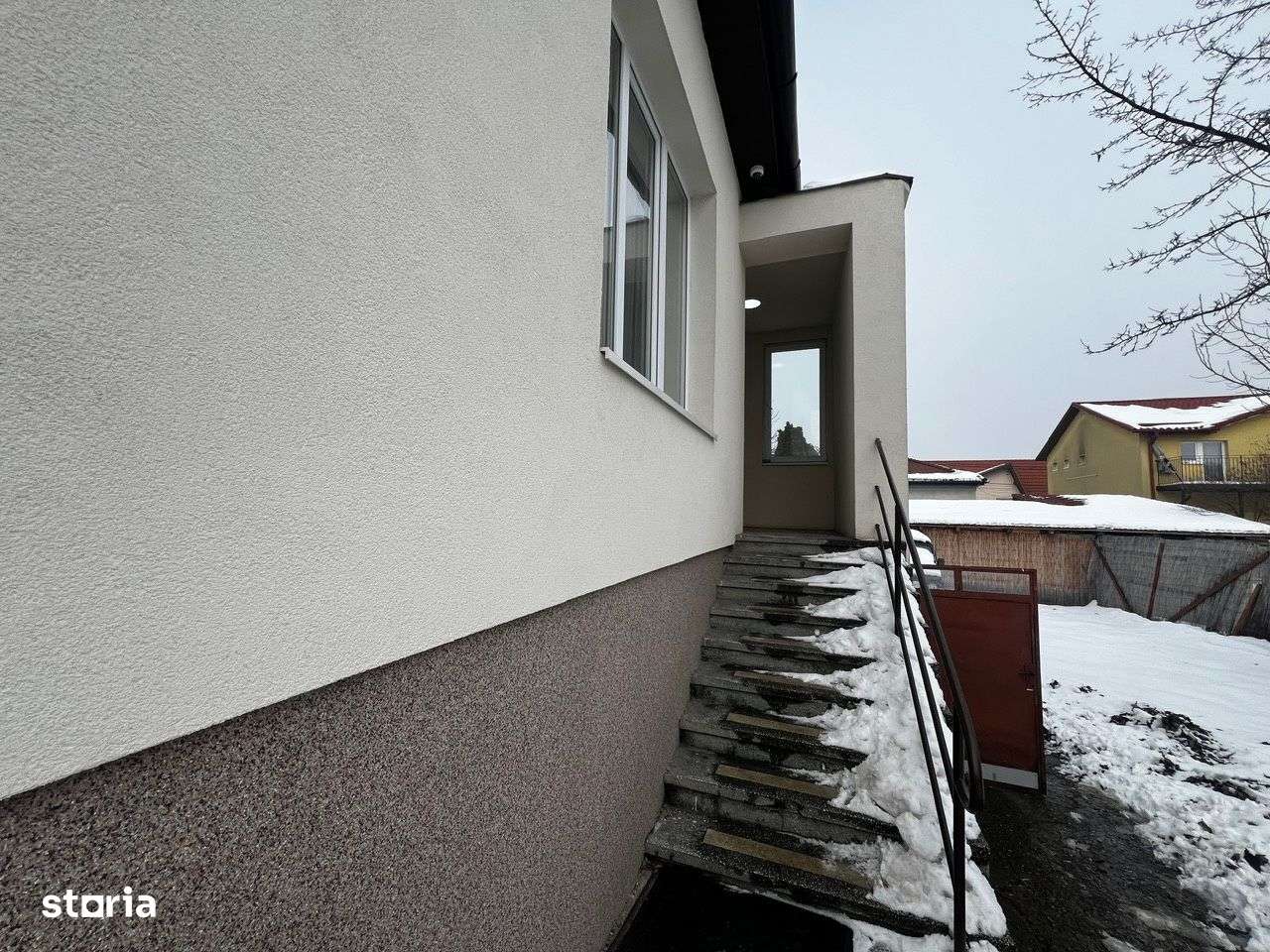 Casa de vanzare in cartierul Andrei Muresanu-4