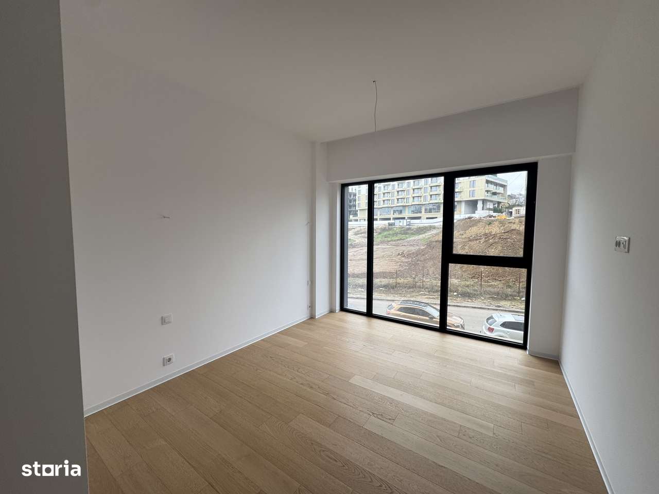 Apartament nou cu 3 camere de vânzare în One Lake Club-4