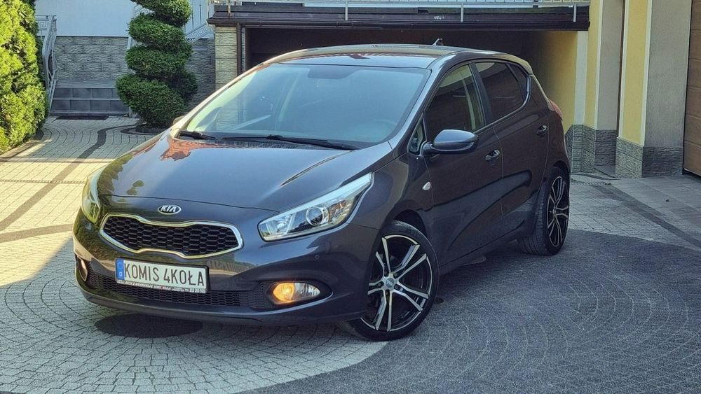 Kia Ceed II (2012-) 2012