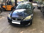 Dezmembrez Lexus IS 220D - 4