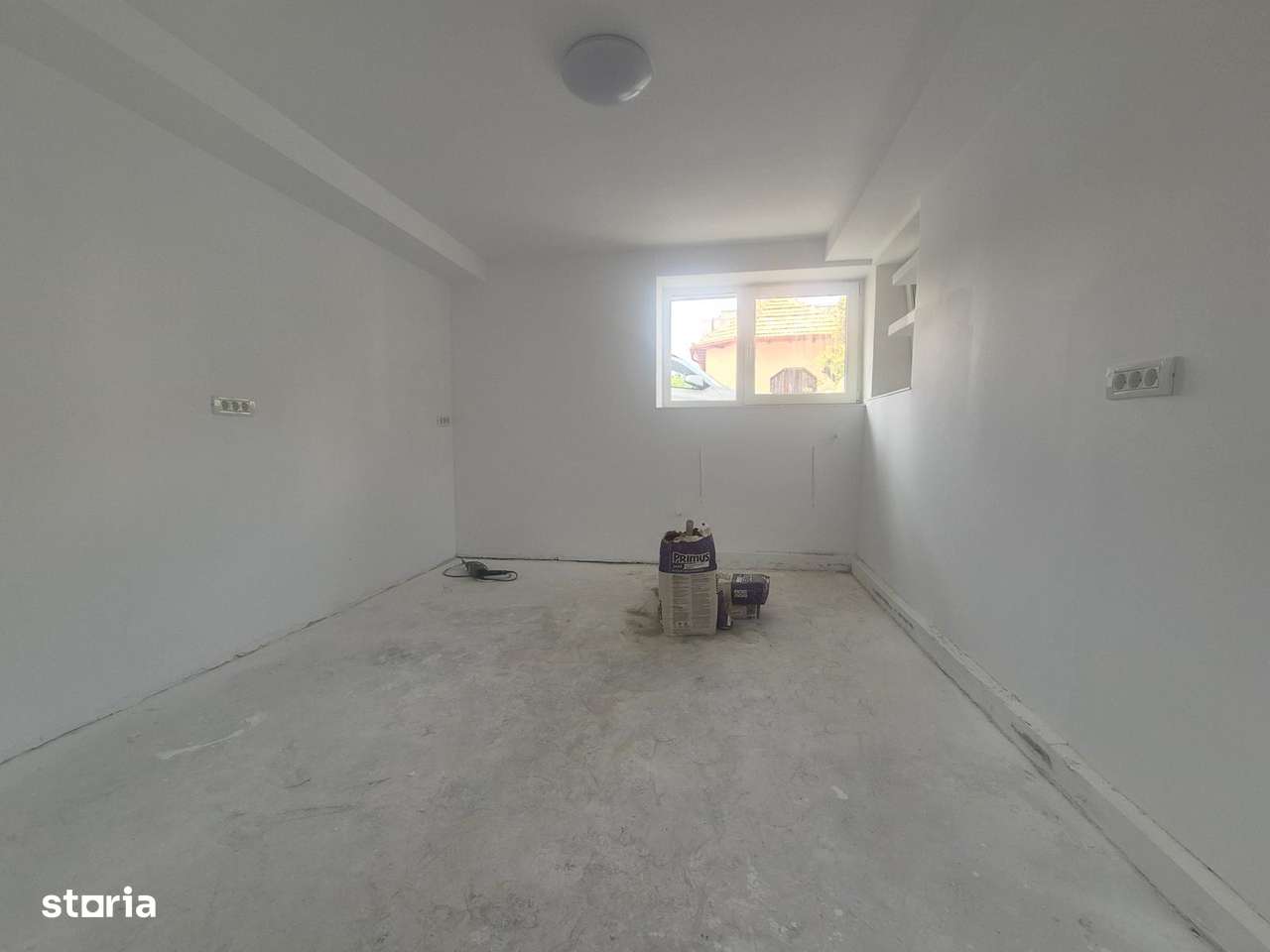 Casa locuibila, 157 mp + Curte, Constructie Caramida - TOMIS I-6