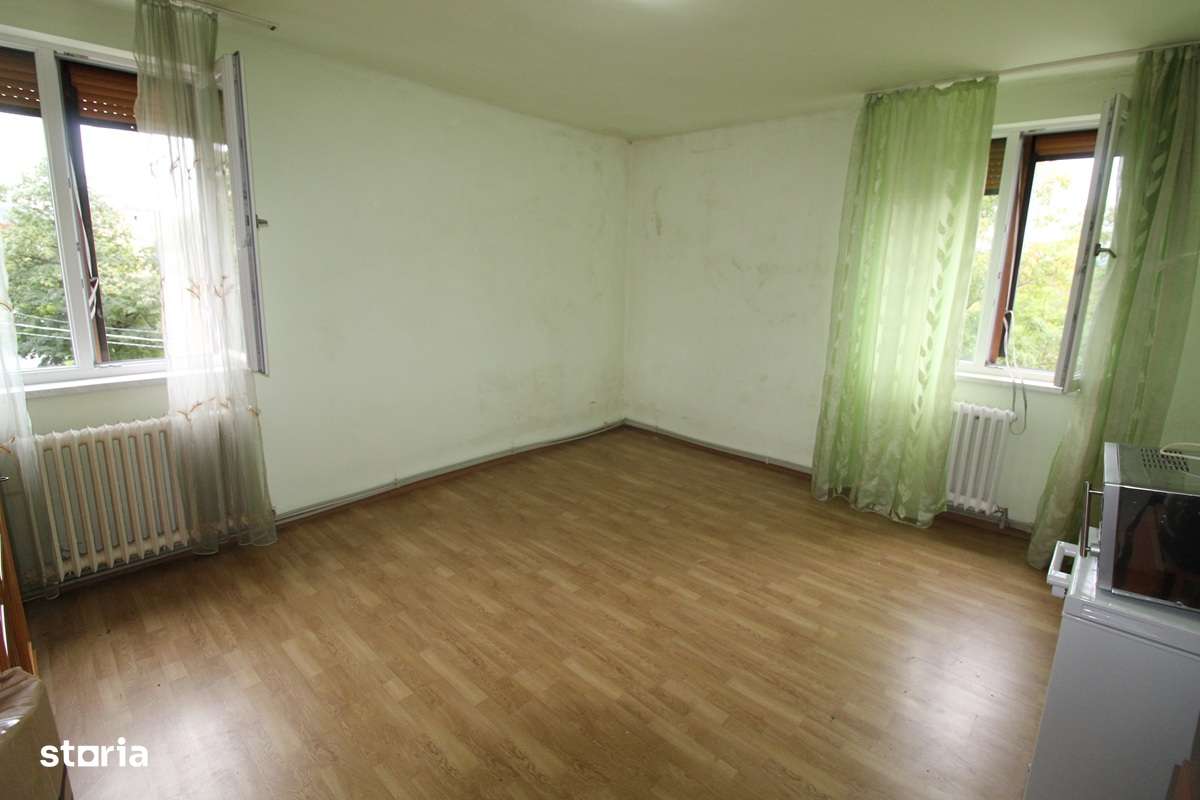 Vând apartament 3 camere în Hunedoara, zona OM-Pța.Eliberării, 75mp - Imagine principală: 5/11