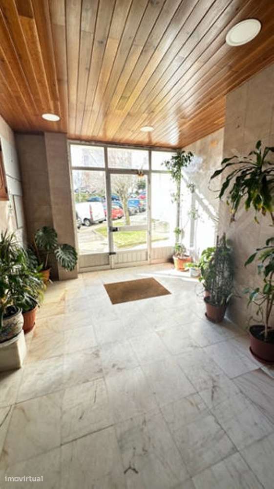 Apartamento T2 à venda na Avenida Santa Maria, Cacem-14