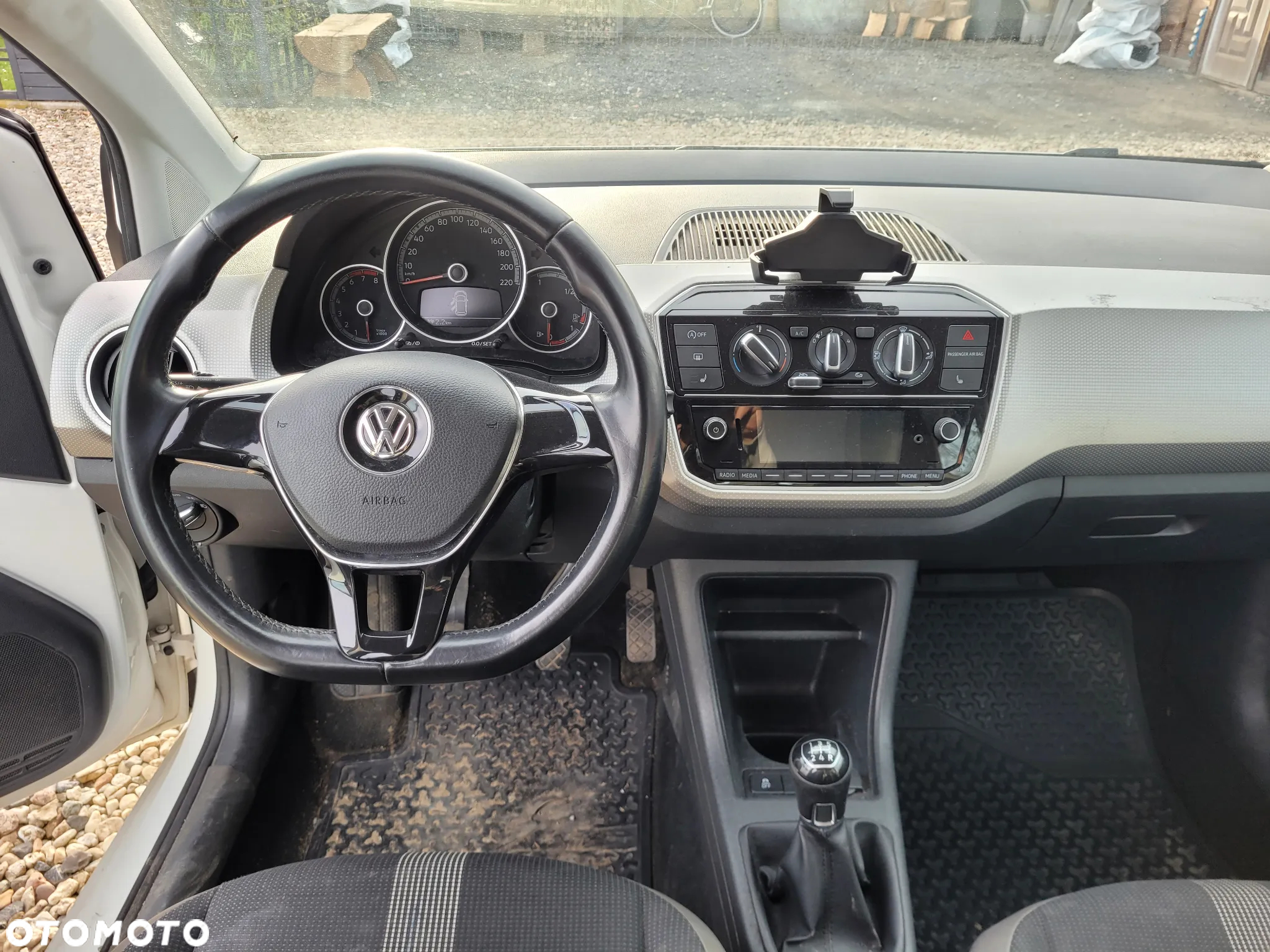 Volkswagen up! 1.0 high - 2