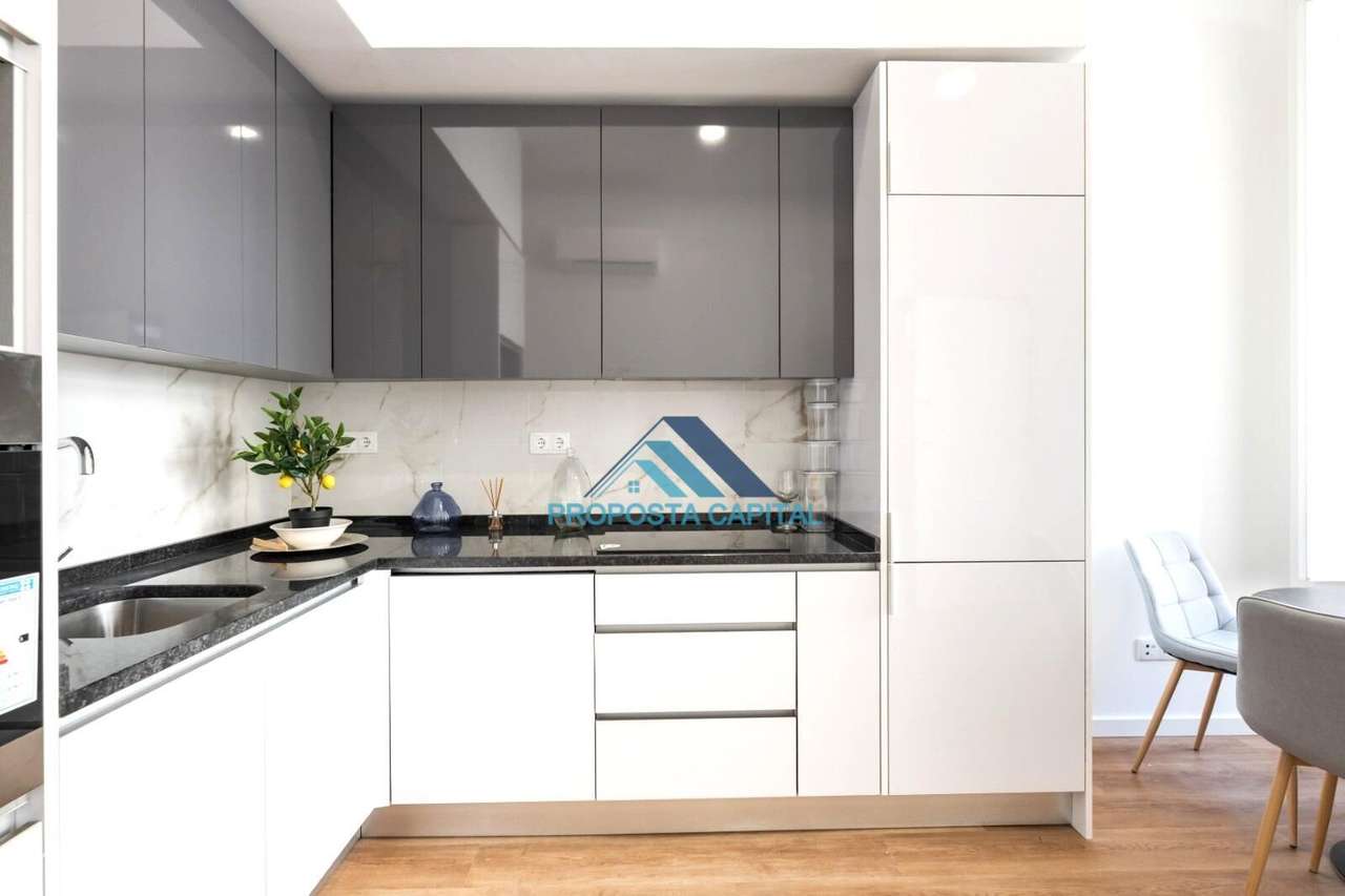 Apartamento T2 - Totalmente Remodelado-4